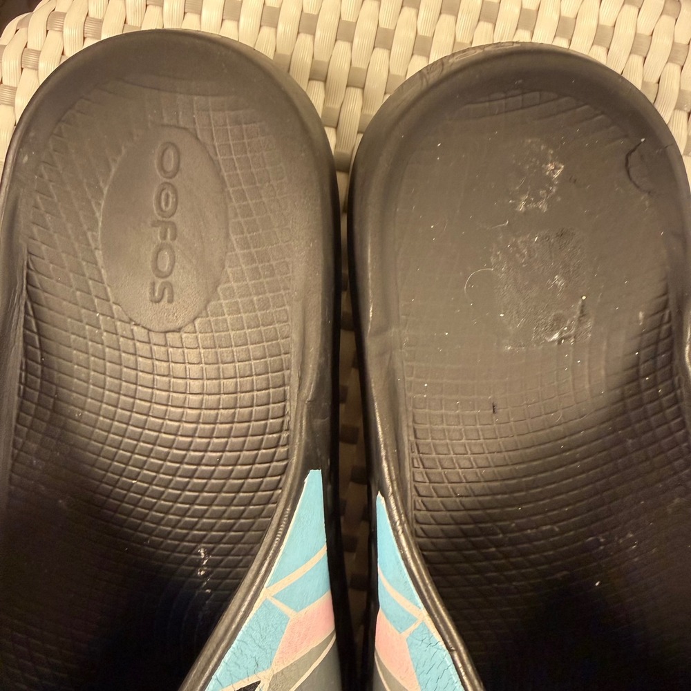 Oofos OOahh Sport Flex Recovery Slides Pink Blue Geometric Adjustable Sandals W9 - Picture 6 of 8